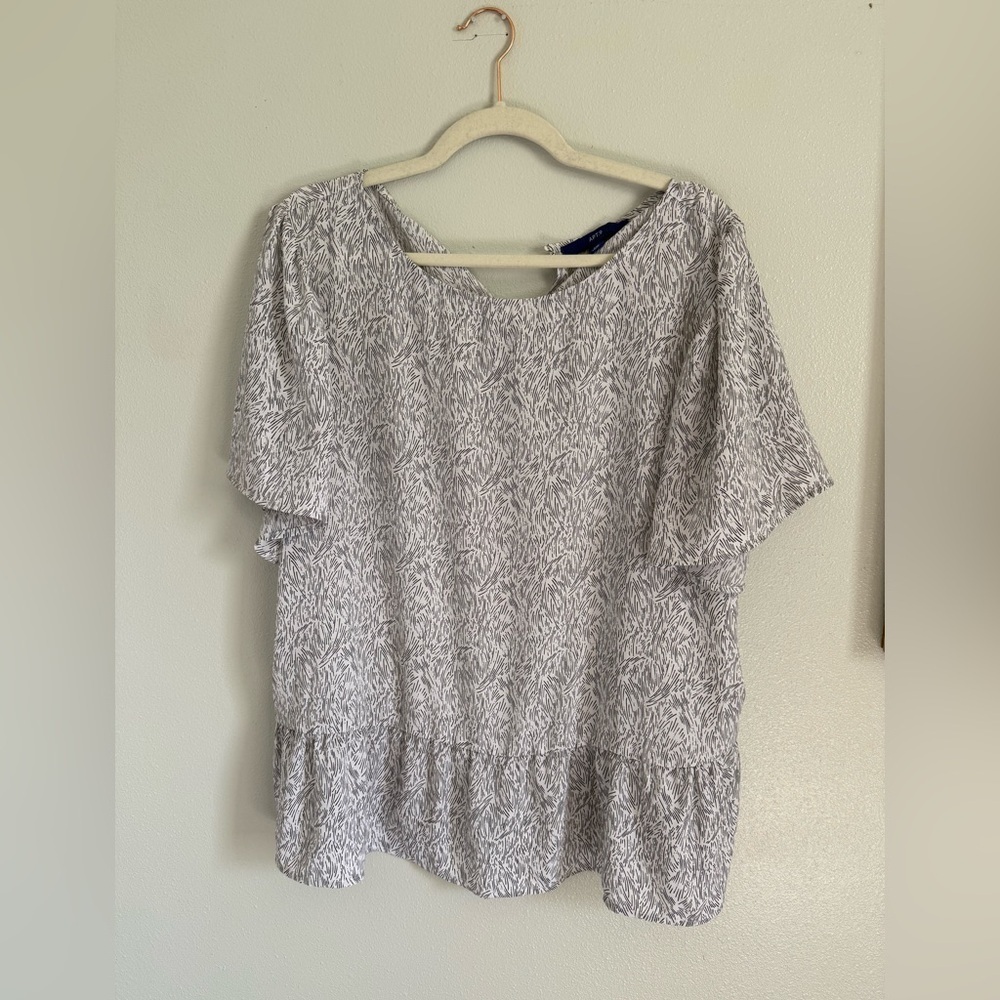 Apt. 9 Women's Black and White Patterned Blouse Size XXL